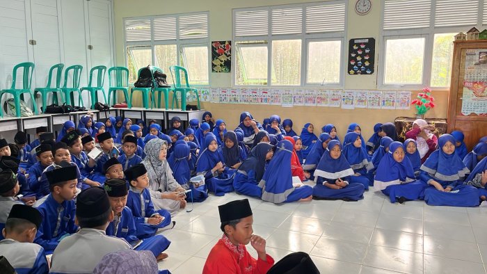 MIN 2 Tanjung Jabung Barat Rutin Gelar Yasinan Setiap Jumat