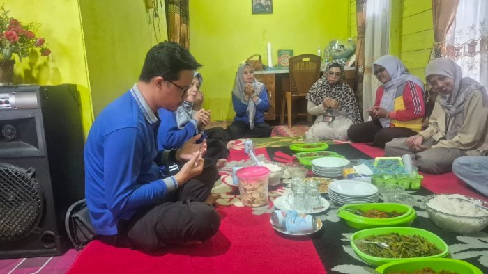 Majelis Guru MIN 2 Tanjung Jabung Barat Gelar Silaturahmi