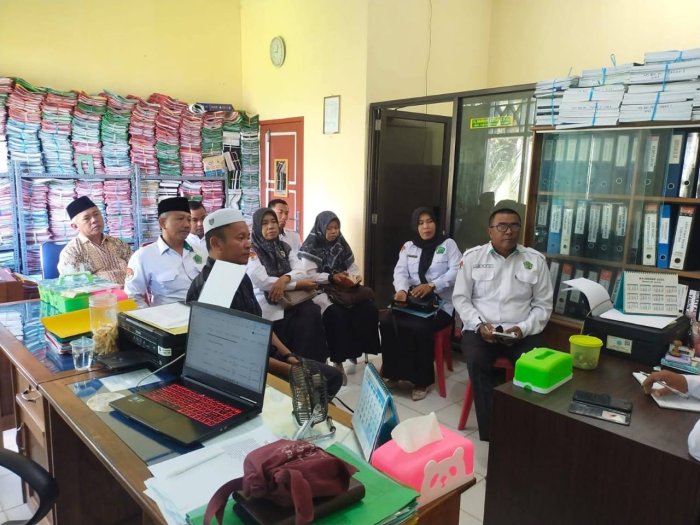 Kepala MIN 2 Tanjung Jabung Barat Ikuti Rakor Persiapan OMI Tingkat Provinsi
