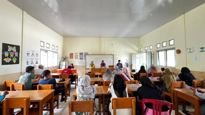Kepala MIN 2 Tanjung Jabung Barat Gelar Rapat Bersama Wali Murid Kelas VI Bahas Persiapan Ujian